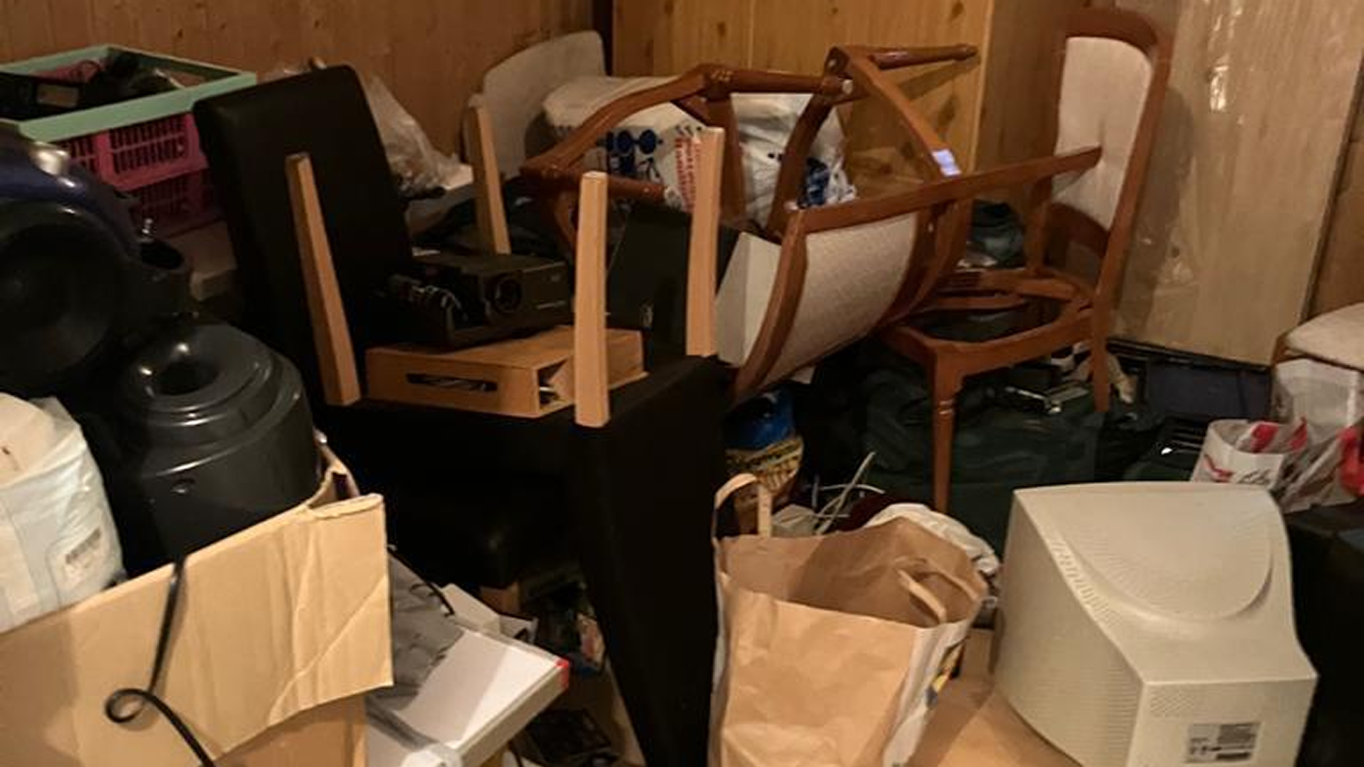 Was kostet eine Entrümpelung im Keller?