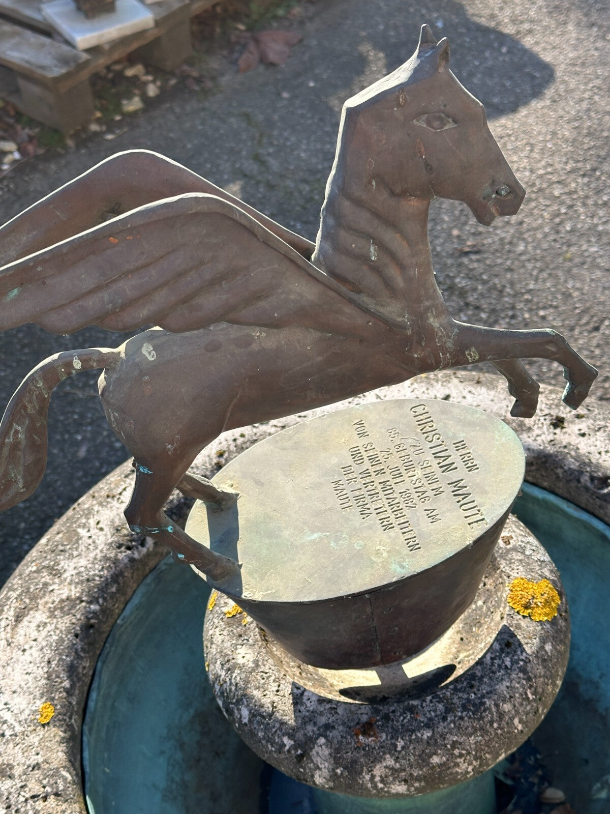Steinbrunnen Garten Brunnen mit Bronze Figur - Pegasos Pegasus Pferd - Sandstein7