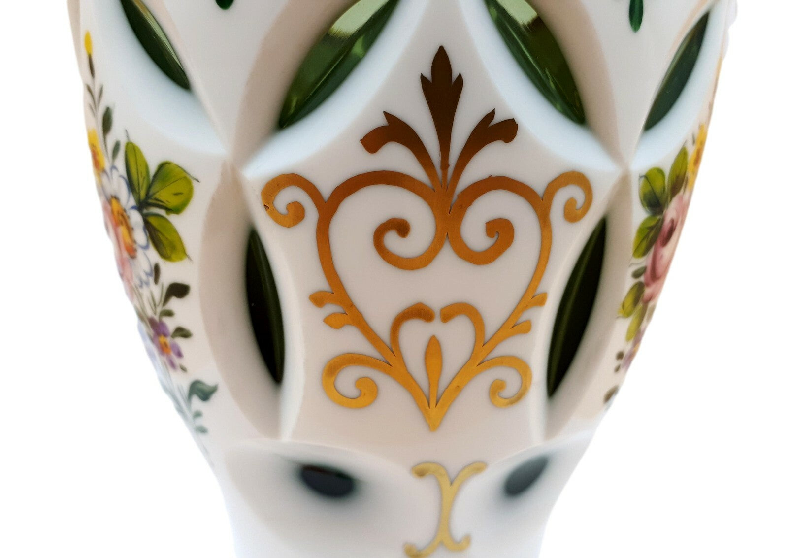 Böhmen um 1900 - Ranftbecher - Überfang Kunstglas - Handbemalt - Goldstaffur1