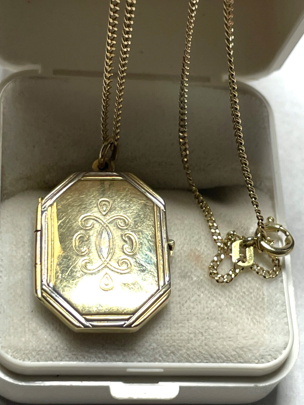333 Gold 8 K Panzer Kette + antik Medaillon Gold Anhänger Juwelier L 45,5 cm1