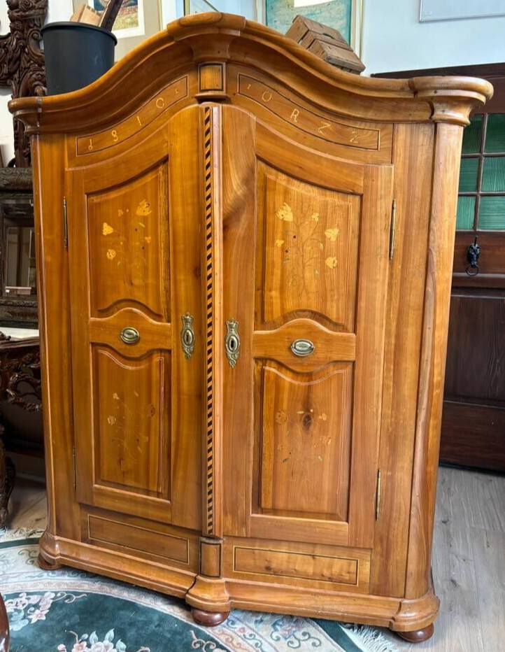Bodensee Schrank Kleiderschrank - um 1810 - Kirschholz - Intarsien0