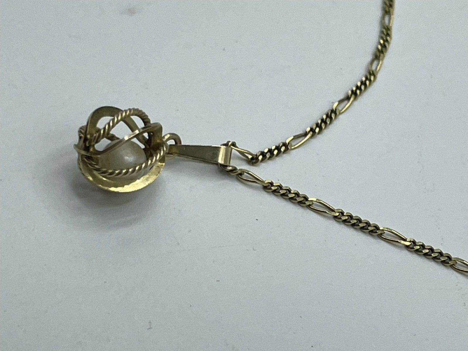 333 Gold 8 K Halskette Figaro Kette Juwelier L 38,5 cm + Anhänger Perle im Käfig5