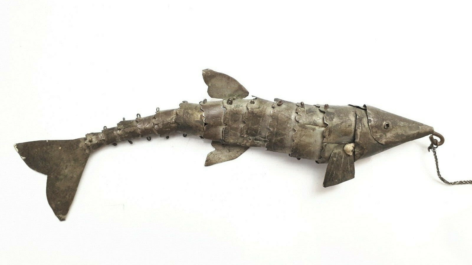 XL Gewandnadel mit Gliederfisch - Kolonialzeit, 18. - 19. Jh. sehr selten1