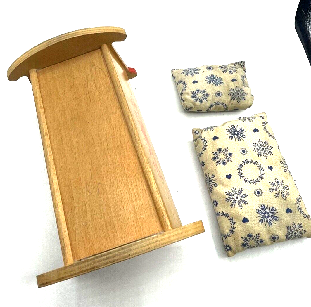 Alte Puppenwiege Puppenbettchen Wiege für Puppe aus Holz 50erJ L 21,5 cm gepfl.6