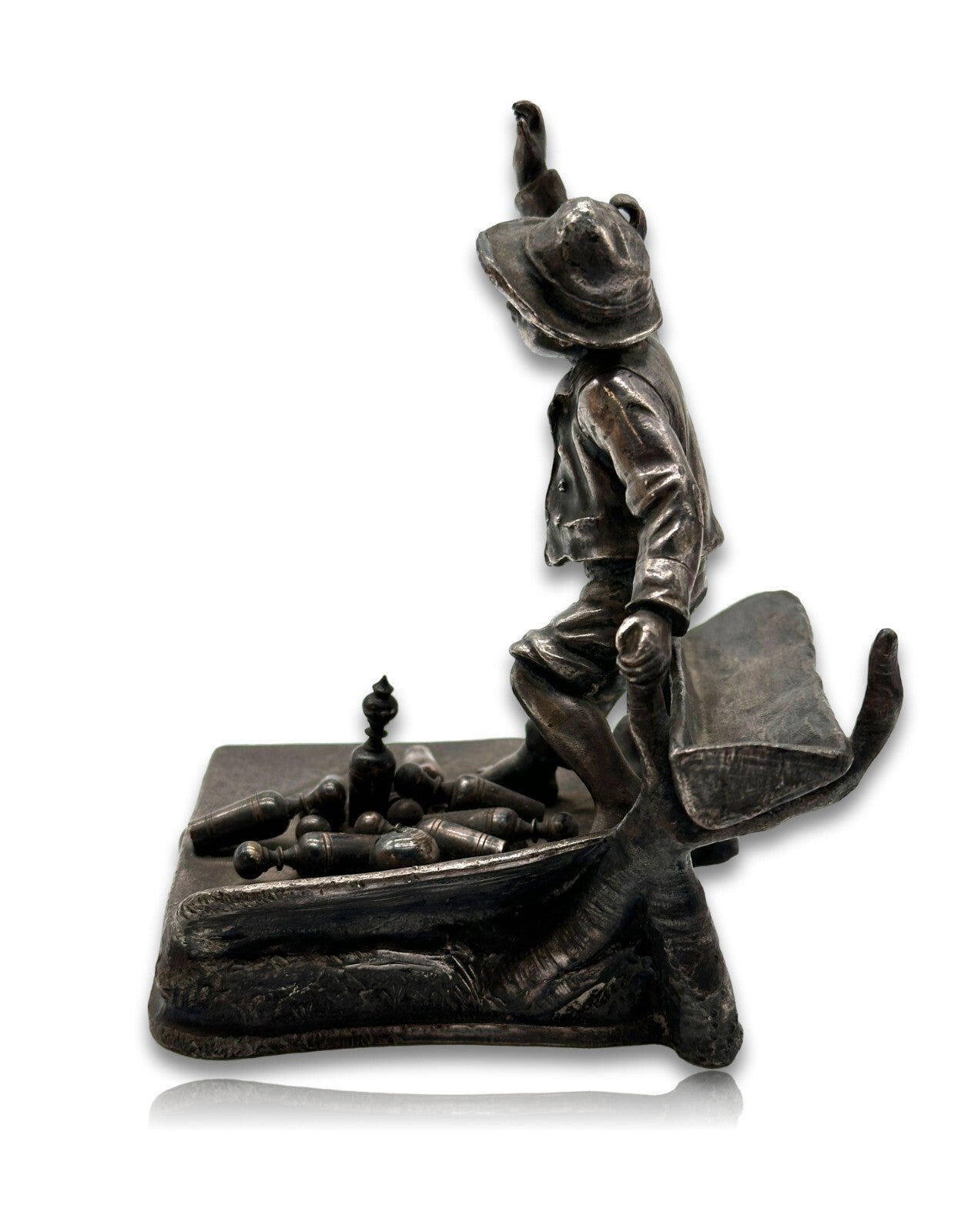 WMF 1886-1903 - Kegelbub Kegelaufsteller - figürlicher Kegelpreis - patiniert10
