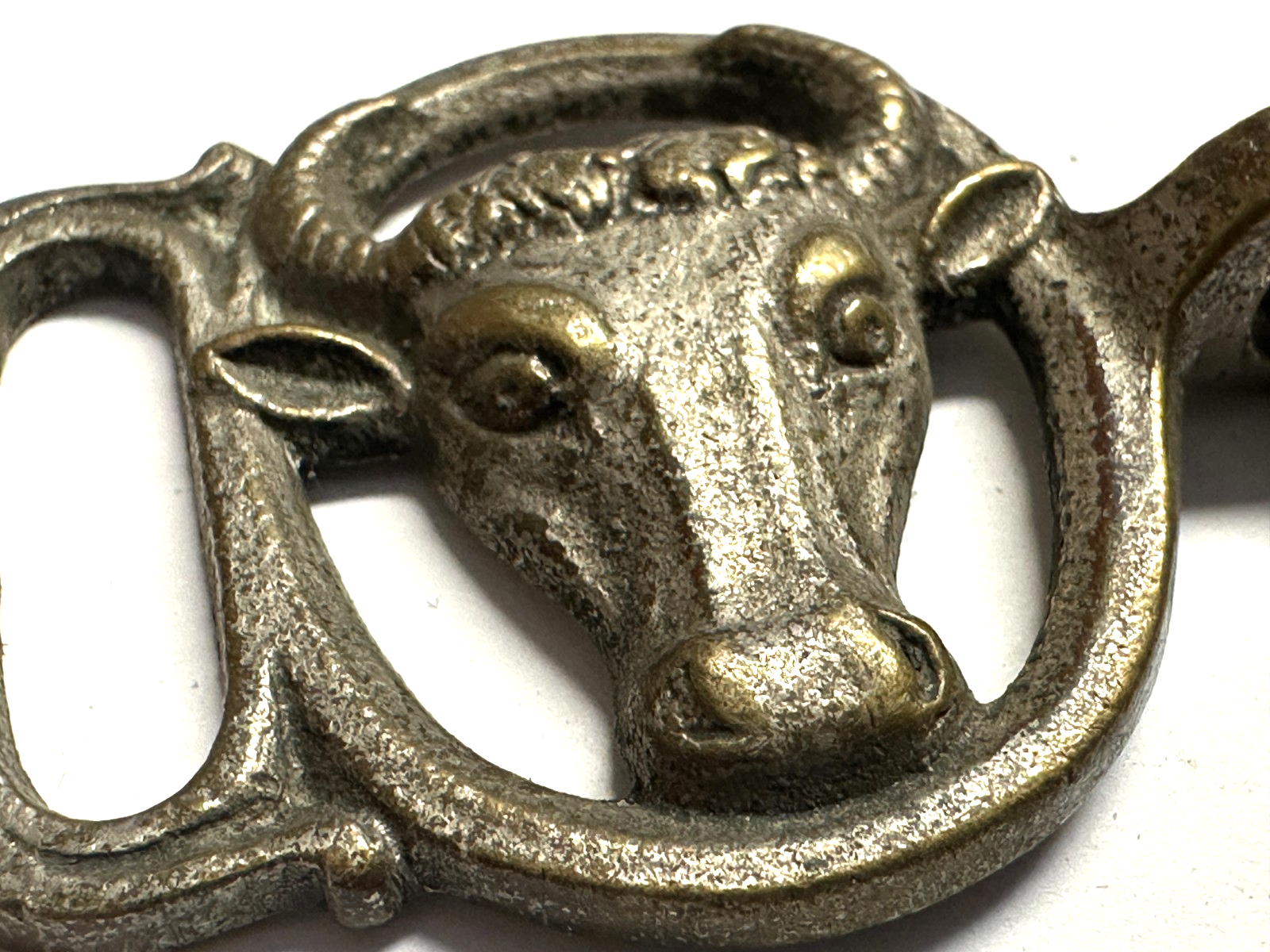 Metzger Zunft-Koppelschließe um 1920/30 – Doppel-Stierkopf - Schlangen-Haken5