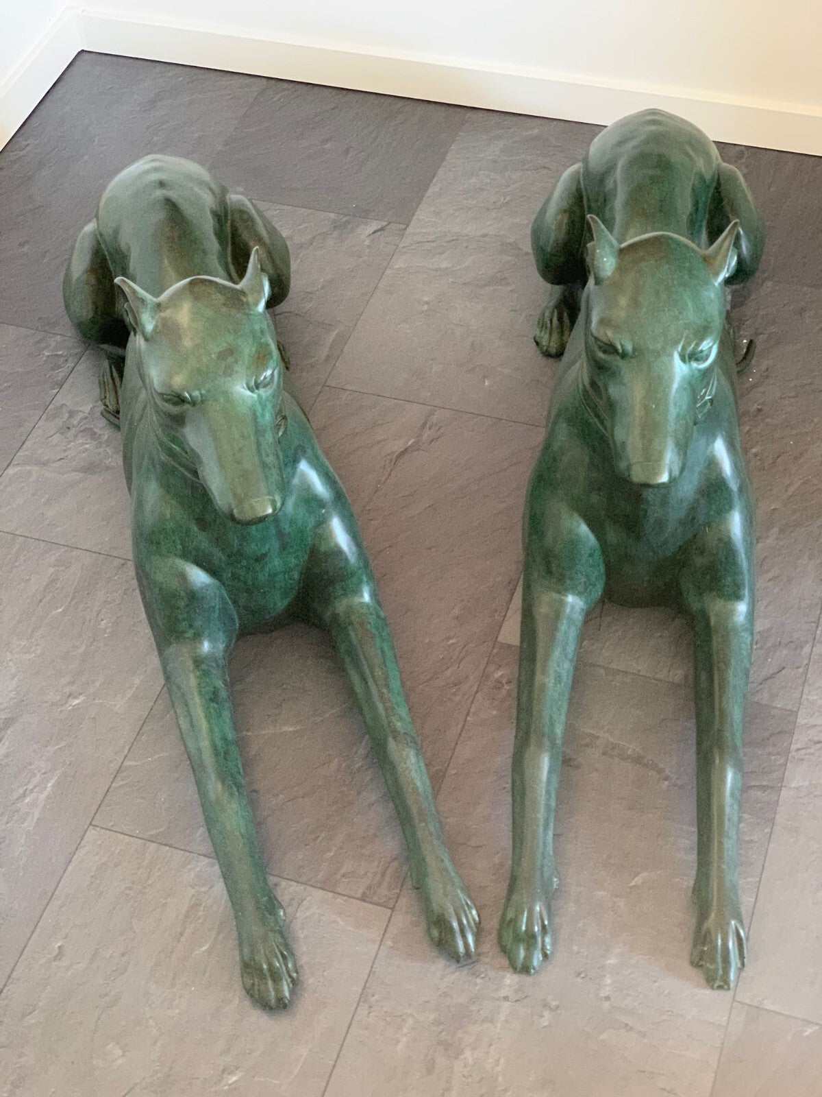 Windhund Paar Lebensgroß - Bronze patiniert - signiert - Vintage3