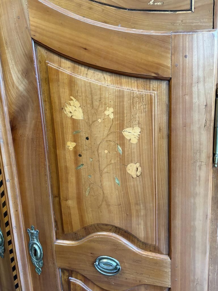 Bodensee Schrank Kleiderschrank - um 1810 - Kirschholz - Intarsien1