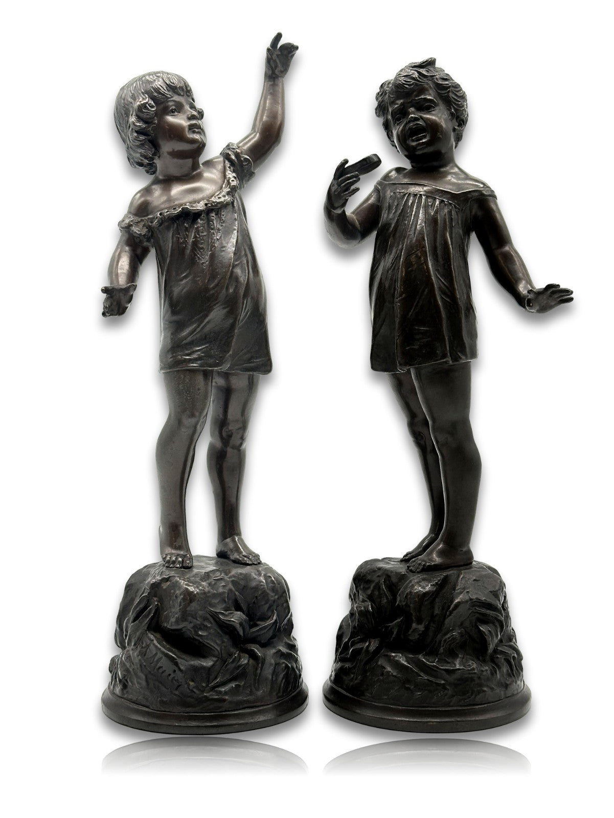 Alois Mayer - Kinderfiguren Paar - 28cm - Metallguss patiniert - signiert0