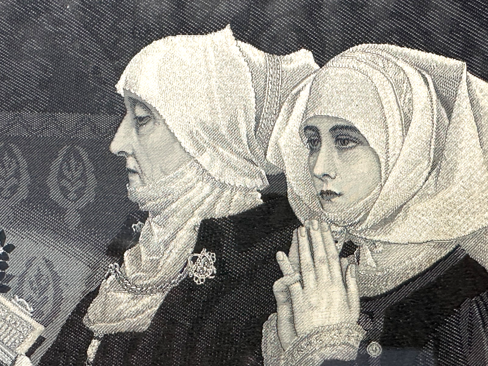 Feine französische Seidenstickerei nach Édouard Sonrel – Betende Nonnen um 18802