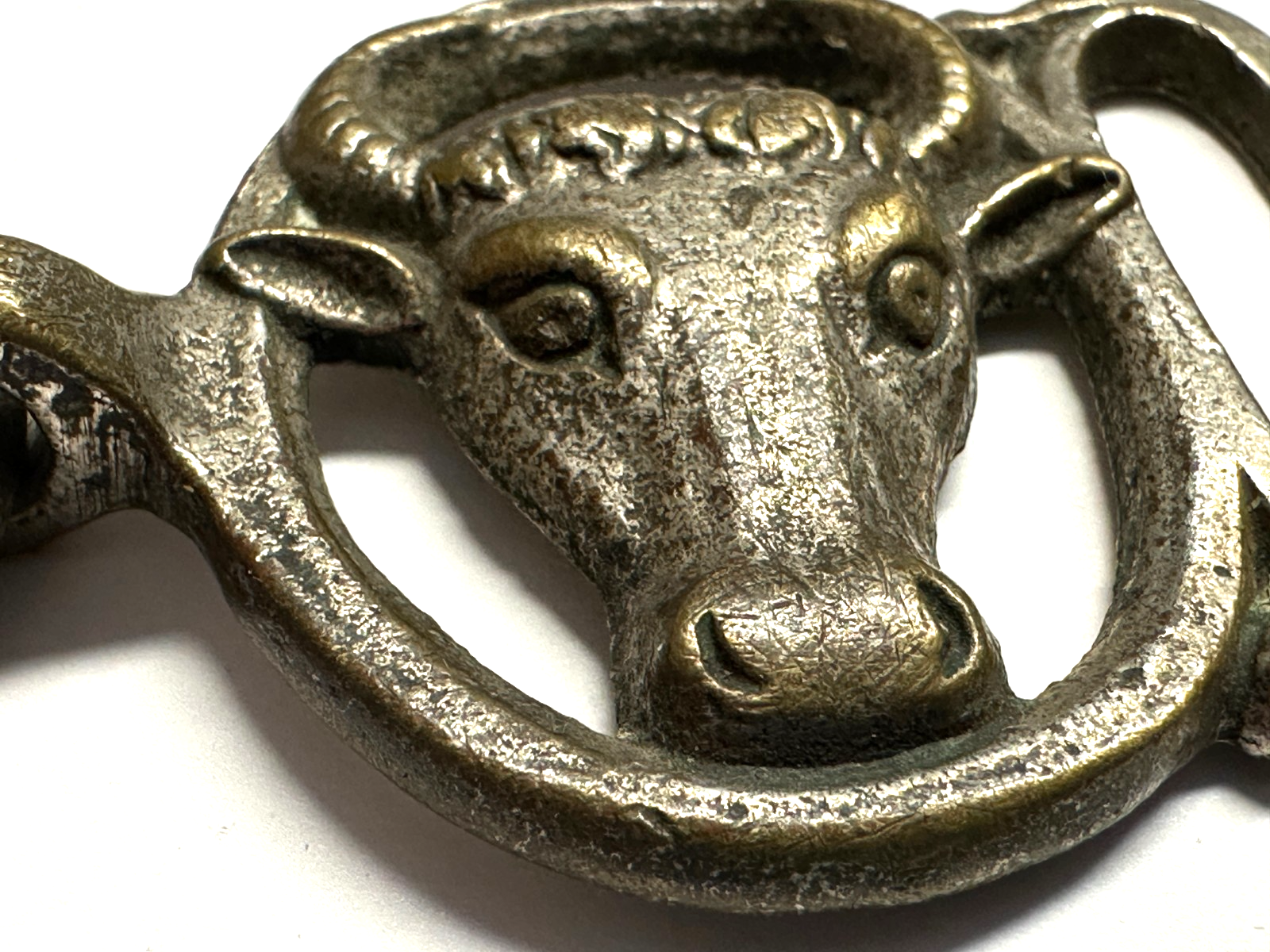 Metzger Zunft-Koppelschließe um 1920/30 – Doppel-Stierkopf - Schlangen-Haken4