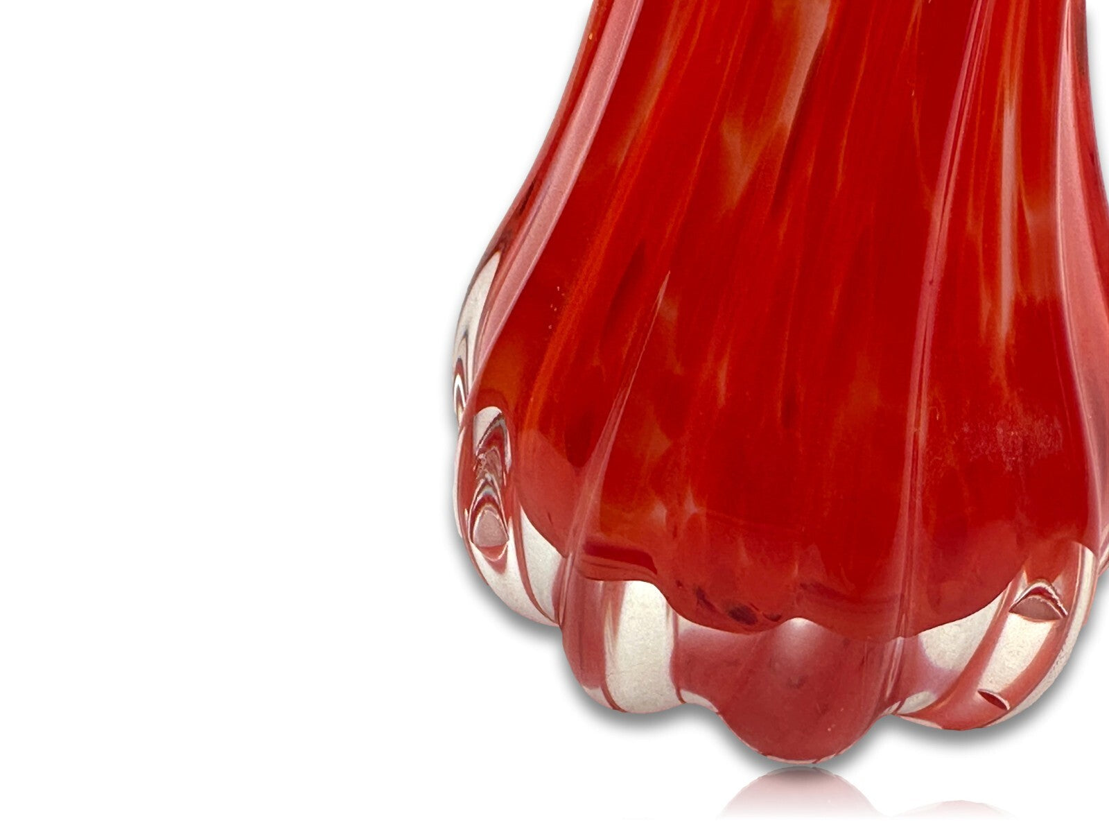 Murano Vase - Rot Weißer Unterfang - geschliffener Stand - Mid-Century8
