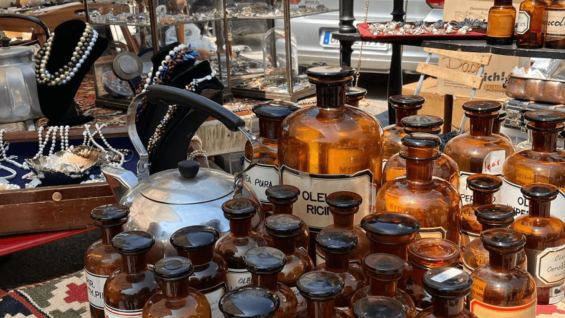 Wie entsorgt man Farbreste richtig?