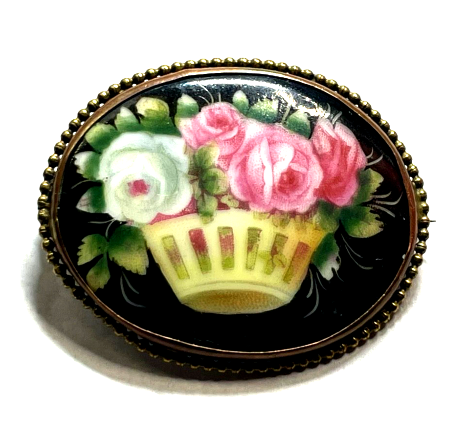 Antik Porzellan Brosche Rosen Motiv Handmalerei um 1900  sehr gepflegt 4,4 x 3,50