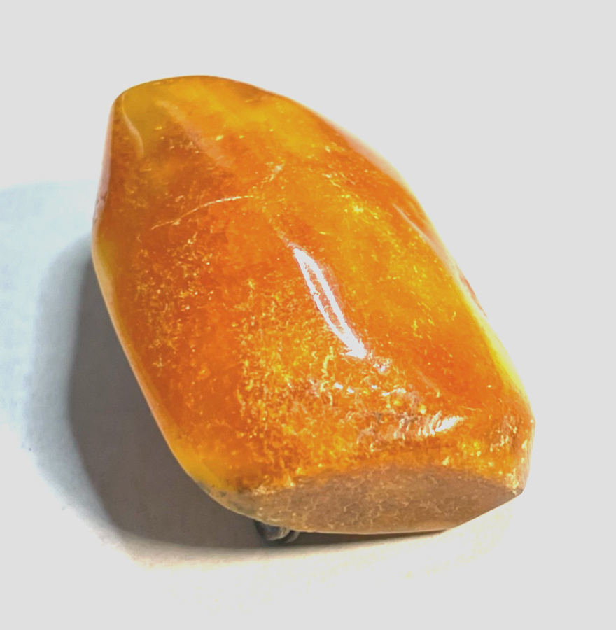 Antik Natur Bernstein Findling als Brosche Butterscotch Juwelierpunze Silber 9253