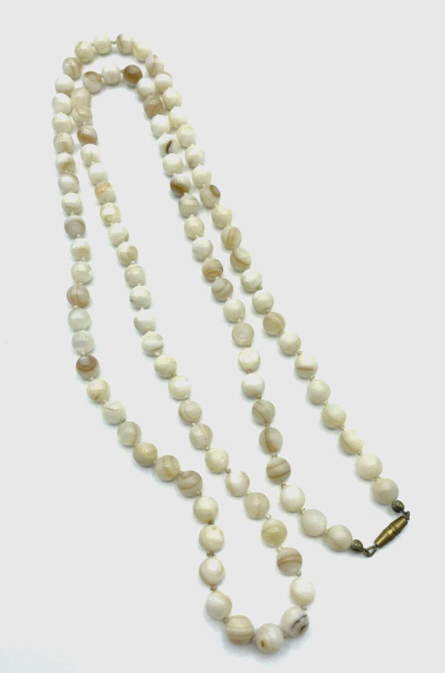 Antik weißer Achat Kette 86 cm lange Kugelkette Ø 7 mm geknüpft sehr gepflegt0