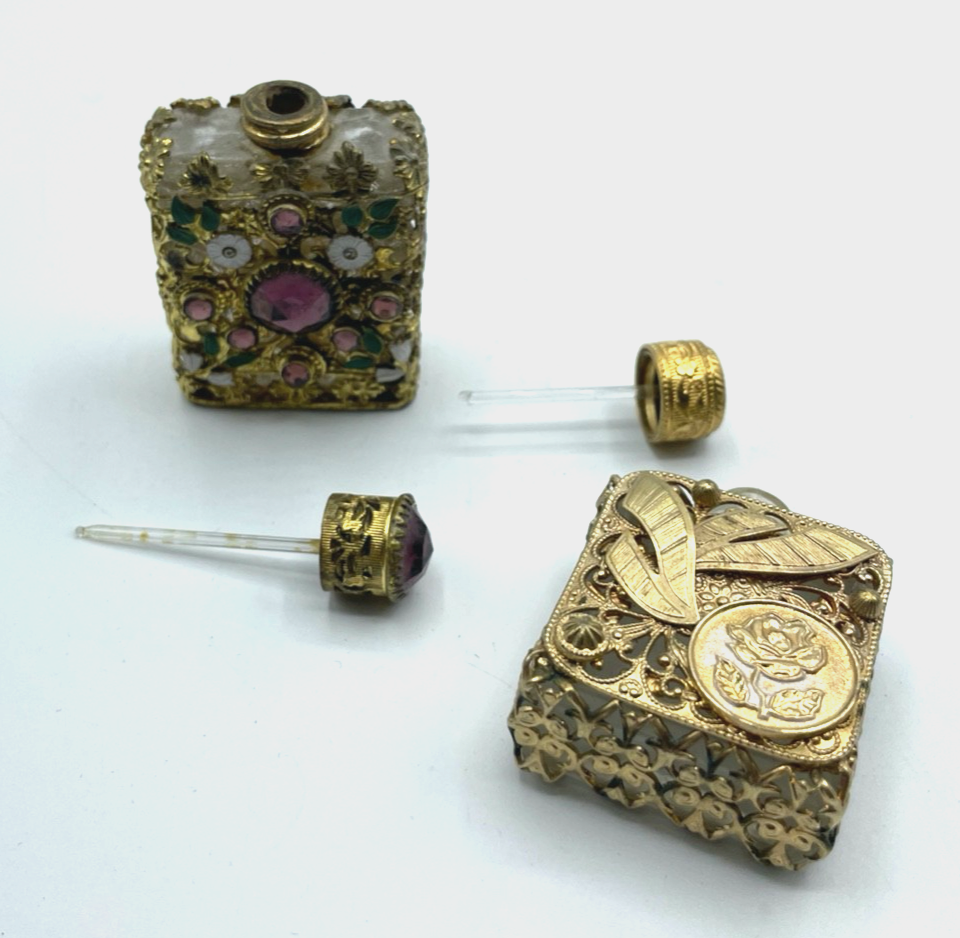2 x vintage und hübsch dekorierte Parfum Flakon vergoldet  Fläschchen Handarbeit4