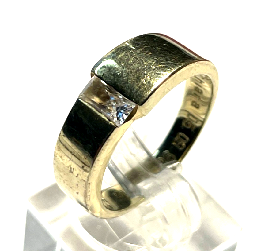 375 Gold 9 K Ring modernes Design Weißtopas  Ø 17,8mm RG 56 Juwelier gebraucht1