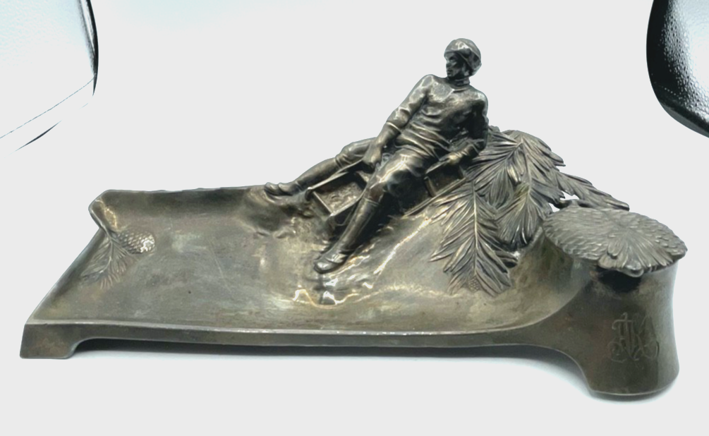 Jugendstil WMF dekorative Schreibtisch Auflage Tintenfass Rodler Schlittenfahrt4