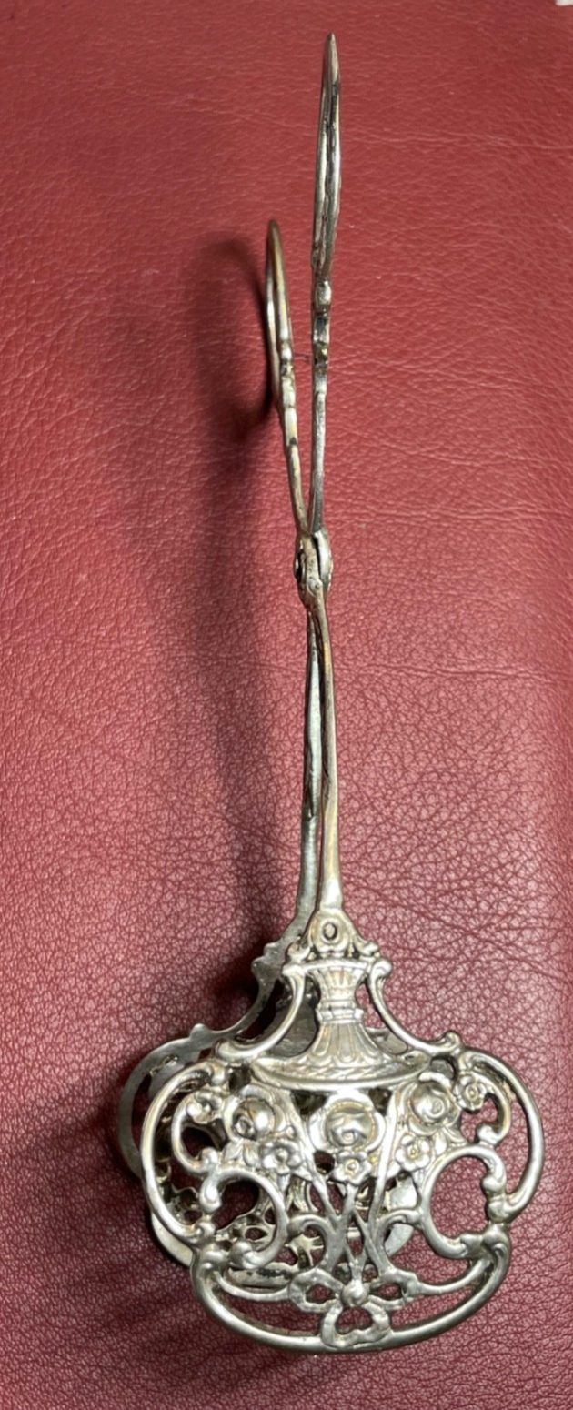 Antik 800 Silber Gebäckzange Gebäckheber Rosen Korb Durchbruch Dekor gepflegt7