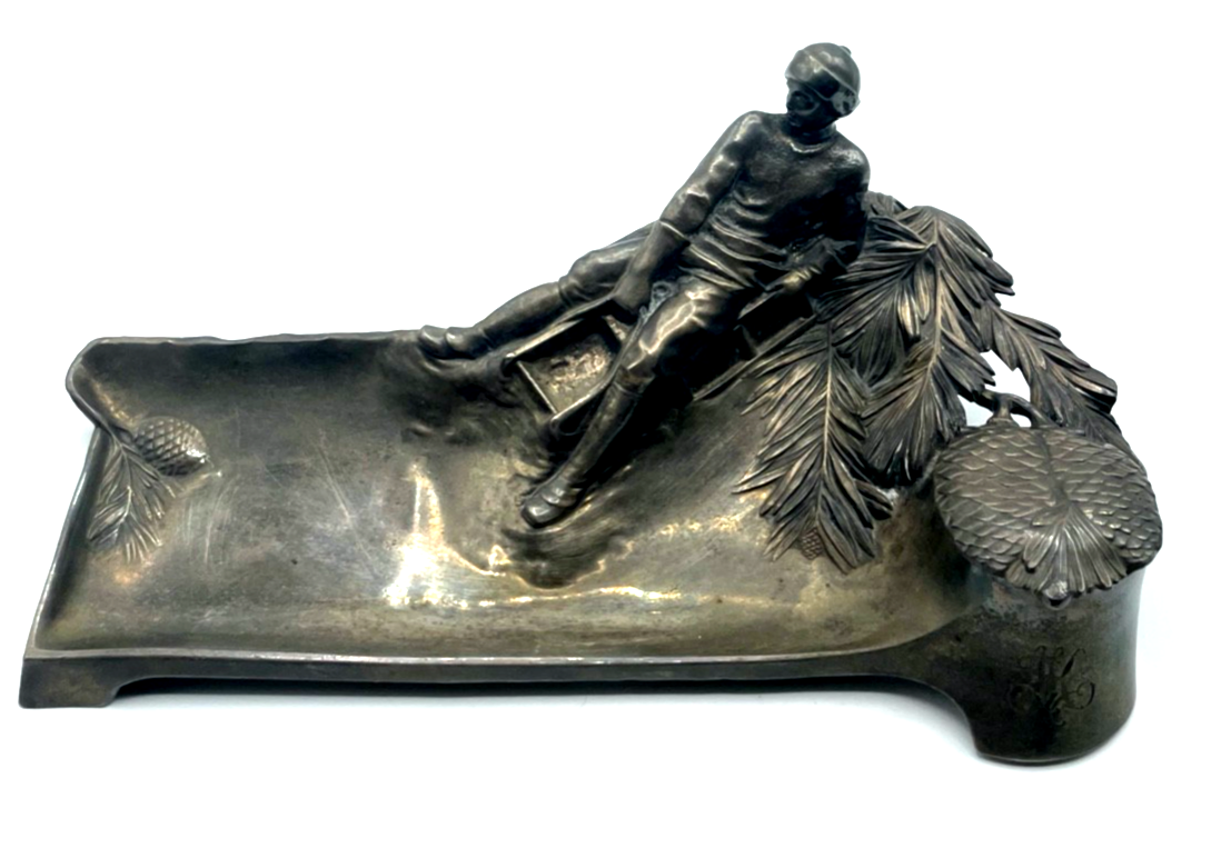 Jugendstil WMF dekorative Schreibtisch Auflage Tintenfass Rodler Schlittenfahrt0