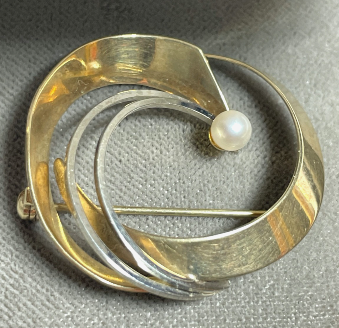 Vintage Teka Design 333 Gold 8 K Gold Bicolor Brosche Anstecknadel Akoya Perle0