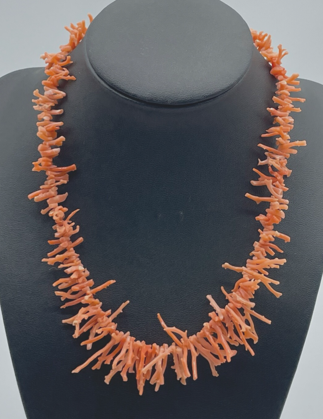 Vintage Korallenkette zarte Stäbchen Koralle Collier Verlauf L 40,5 cm Lachs0