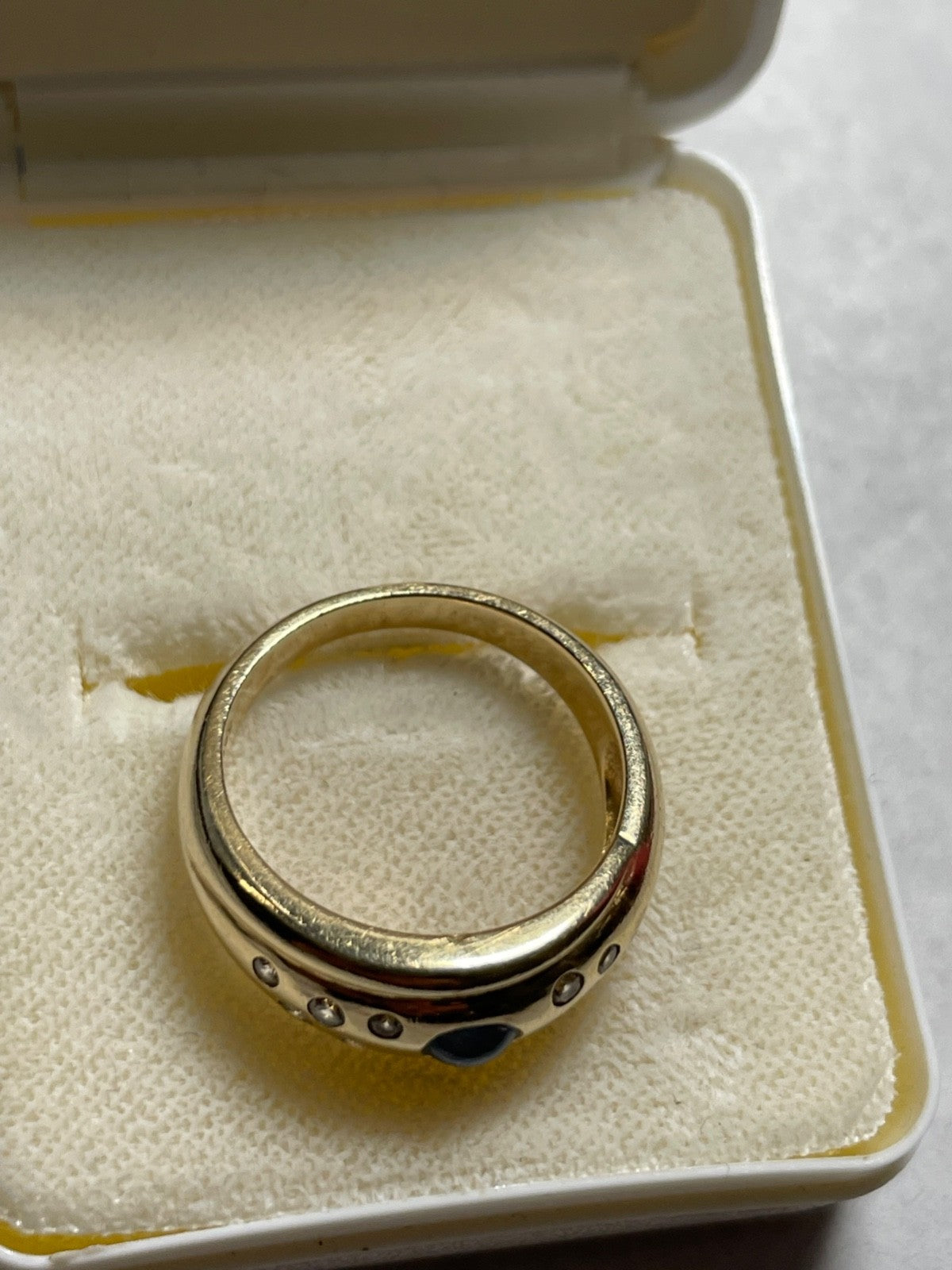 585 Gold 14 K Ring mit Saphir Cabochon + 10 Brillanten RG 52 Ø16,6 mm sehr gepfl4