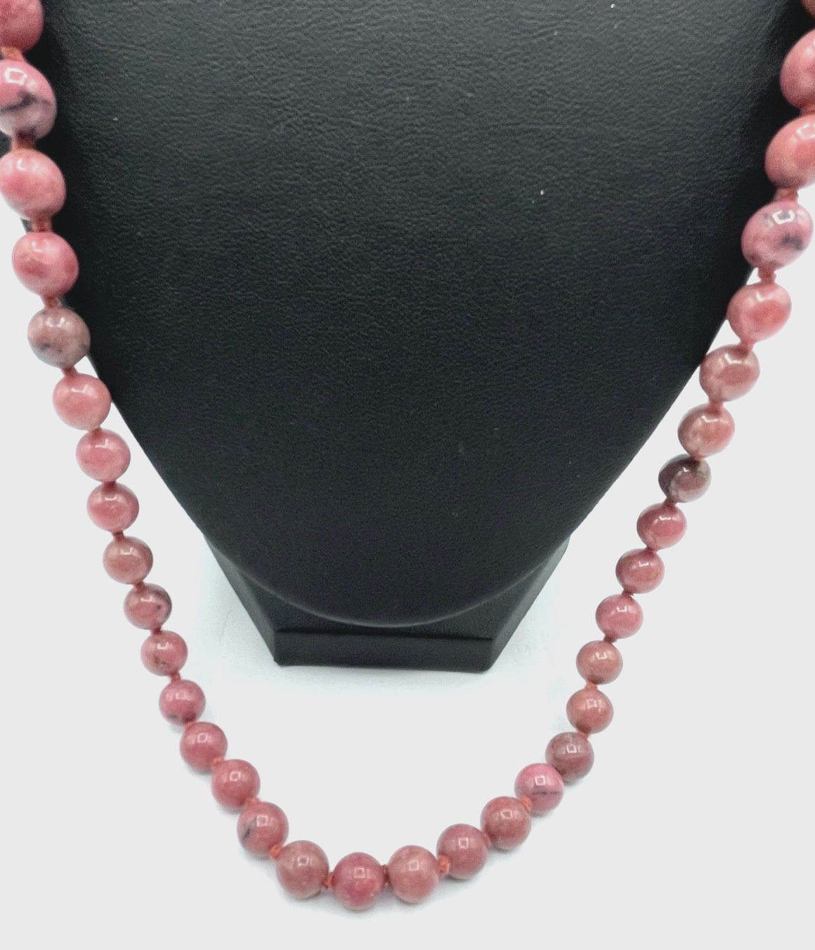 75 cm lange Rhodonit Perlen Ø 8 mm Kette Endloskette geknüpft top gepflegt1