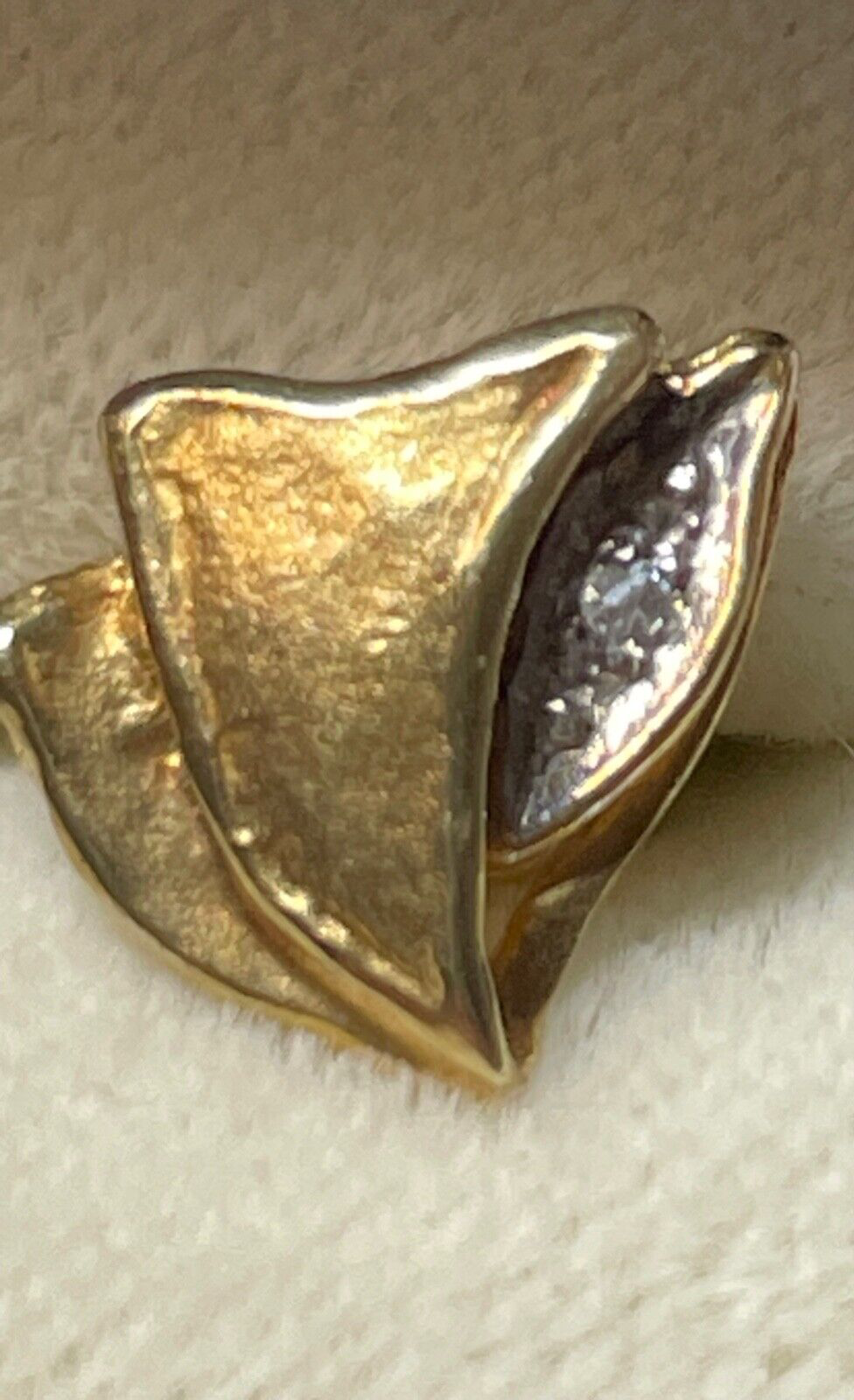 Solide 333 Gold 8 K Ohrringe Ohrstecker je 1 kleiner Diamant Juwelier Qualität2
