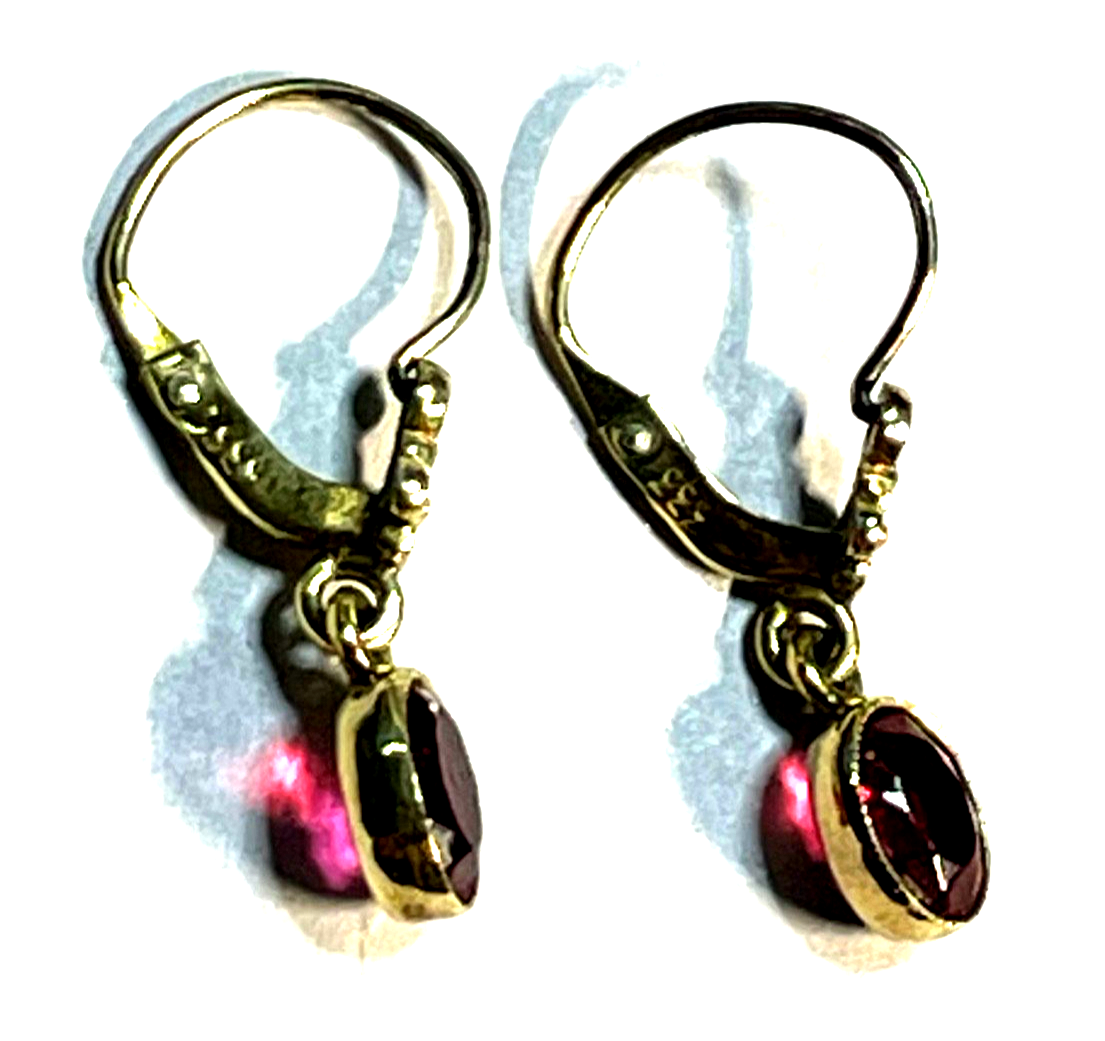 Antik 333 Gold 8 K Ohrringe Ohrhänger  elegantmit rotem Spinell Farbstein2
