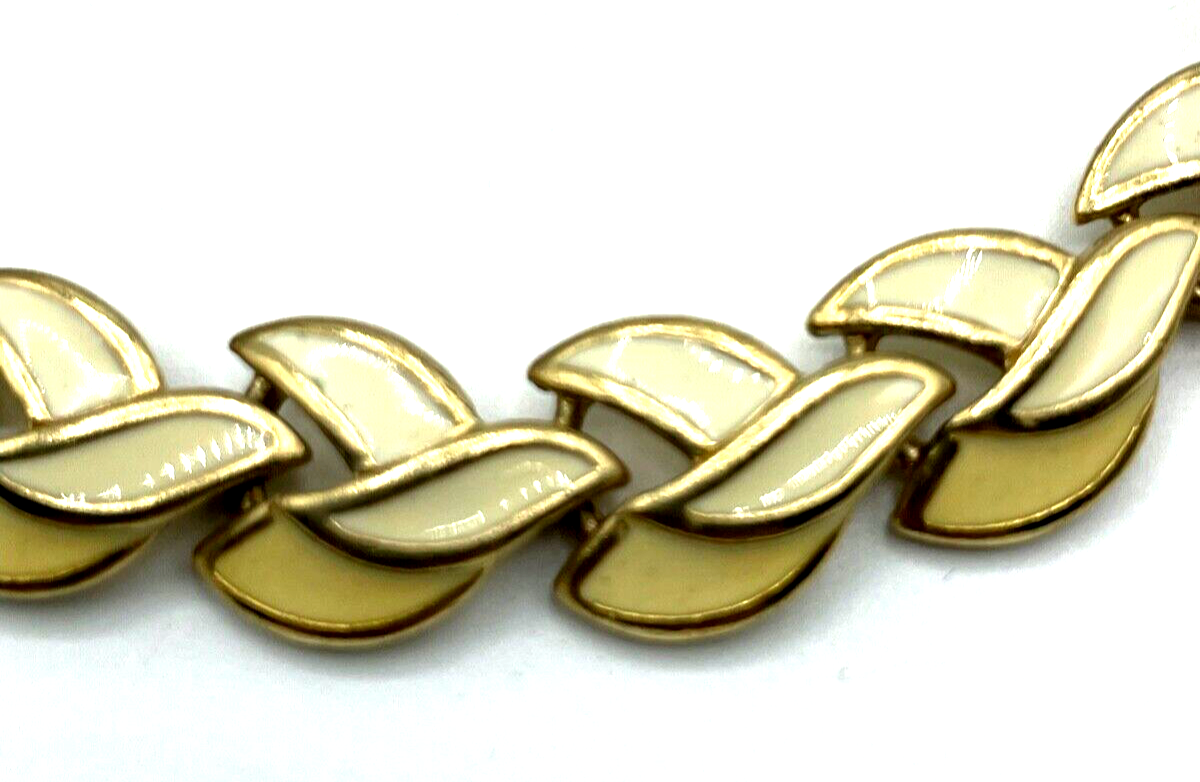 Real vintage 80er Jahre Collier Emaille in Cremé Gold Beige vergoldet wie neu2