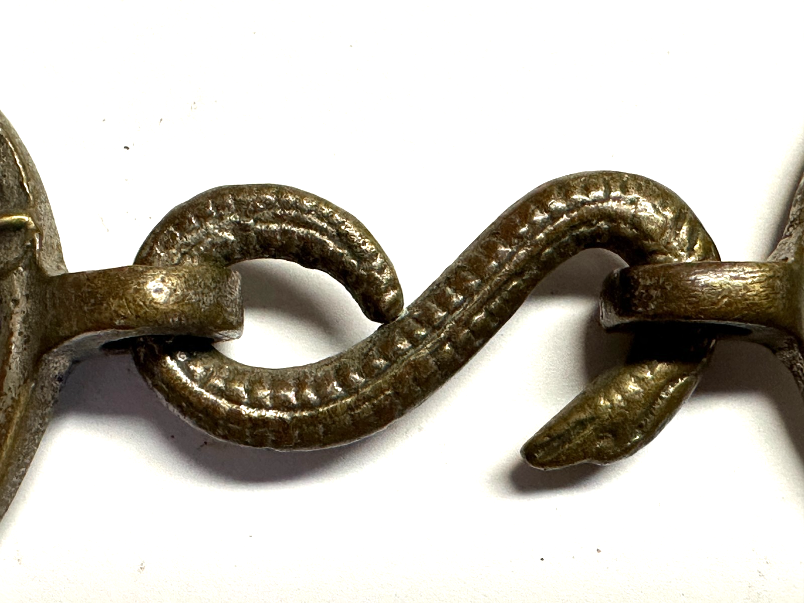 Metzger Zunft-Koppelschließe um 1920/30 – Doppel-Stierkopf - Schlangen-Haken2