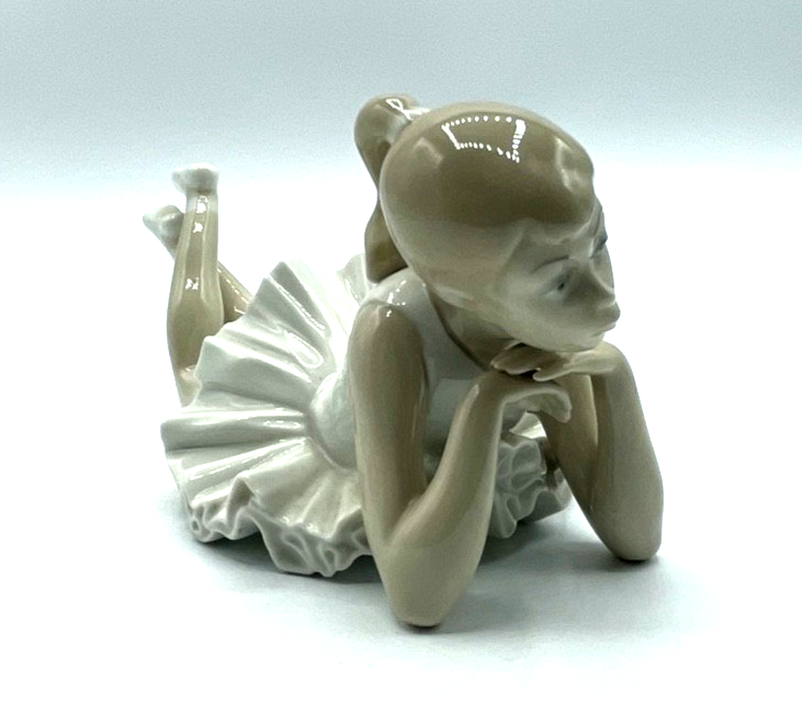 Lladro Nao Porzellan Figur nachdenkliche Ballerina Ballett Pensativa 00149 L22,56