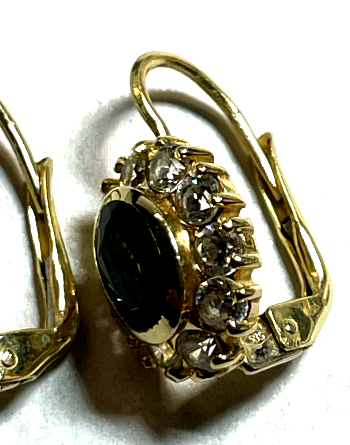 14 K 585 Gold prächtige Ohrhänger Saphir synth. + Weißtopas5