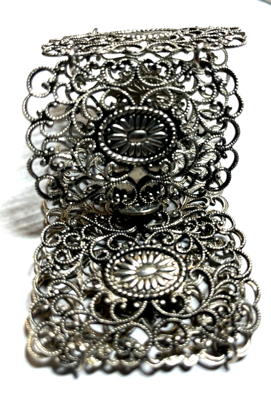 Vintage bezauberndes Armband L 17 cm B 42 mm versilbert Tracht Landhaus Folklore4
