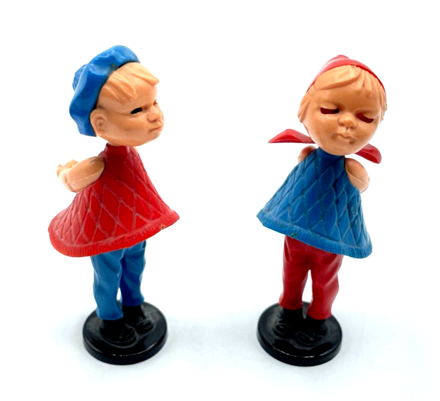 Dachbodenfund 60er J 70er J Magneto BGM Figuren küssende Mädchen W.-Germany1