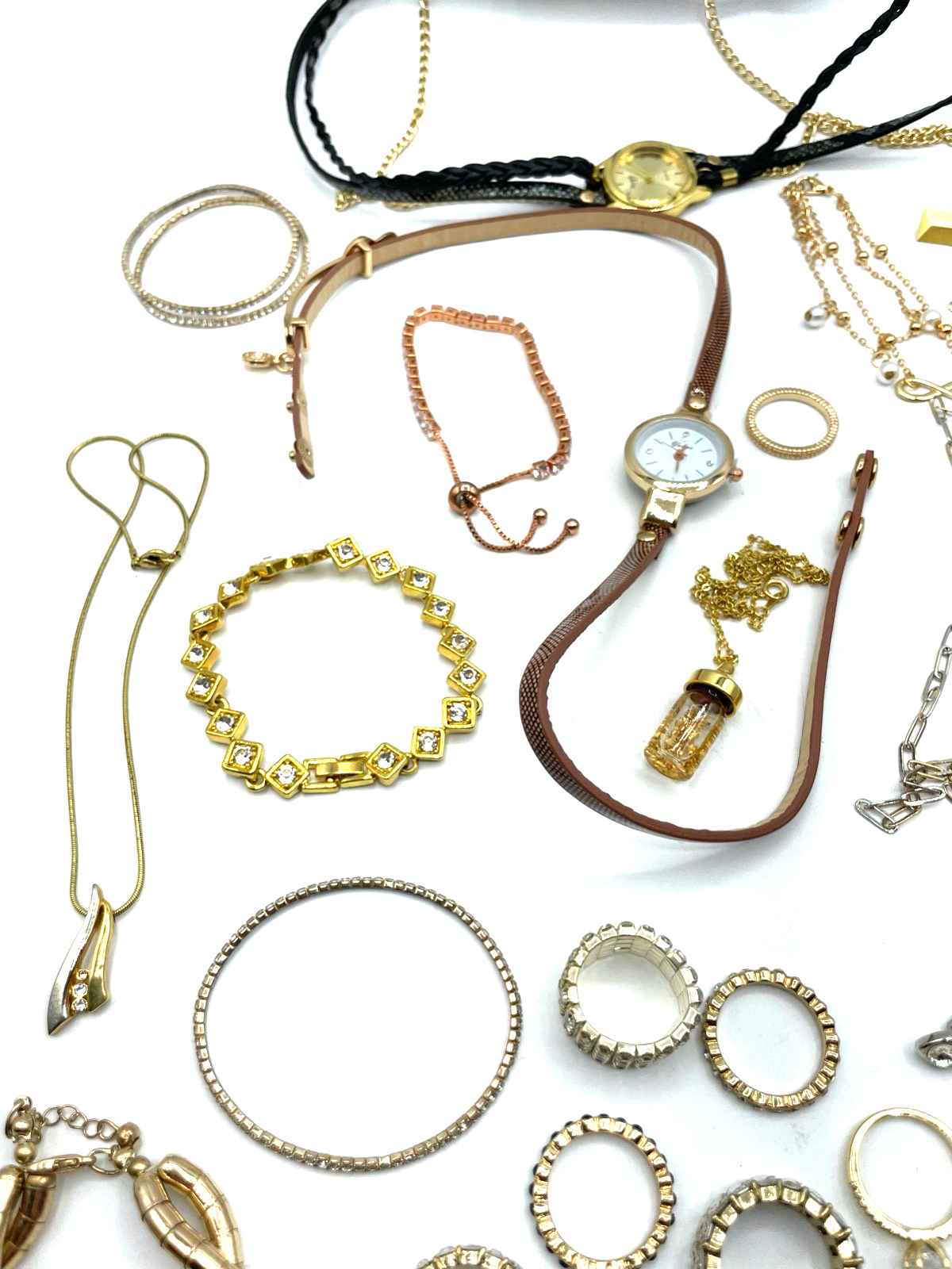 Konvolut moderner Modeschmuck gemischt hauptsächlich ungetragen sehr gepflegt2