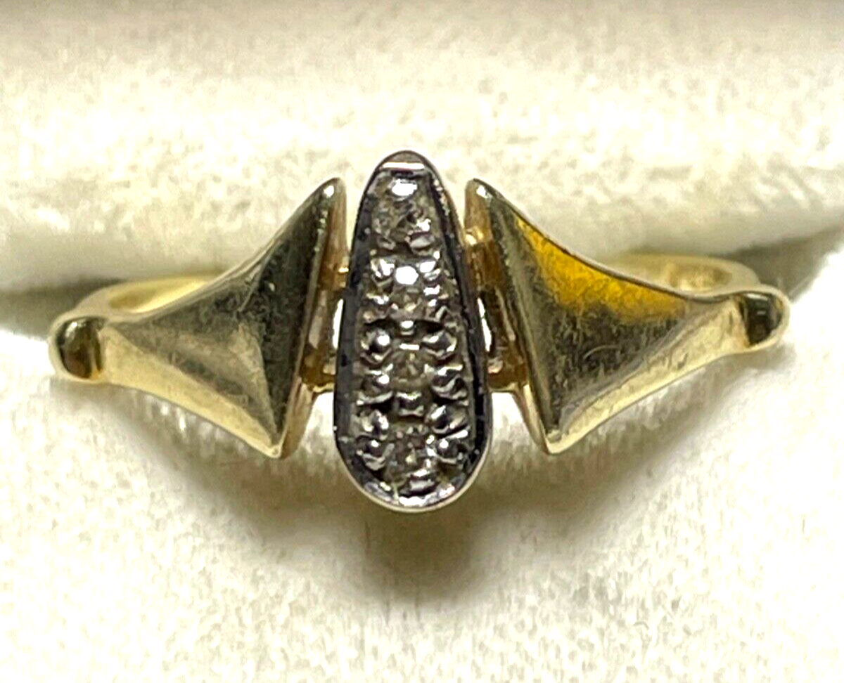 Juwelier 585 Gold 14 K Gold Ring modernes Design 4 Diamanten Juwelier Ø 17 RG 541