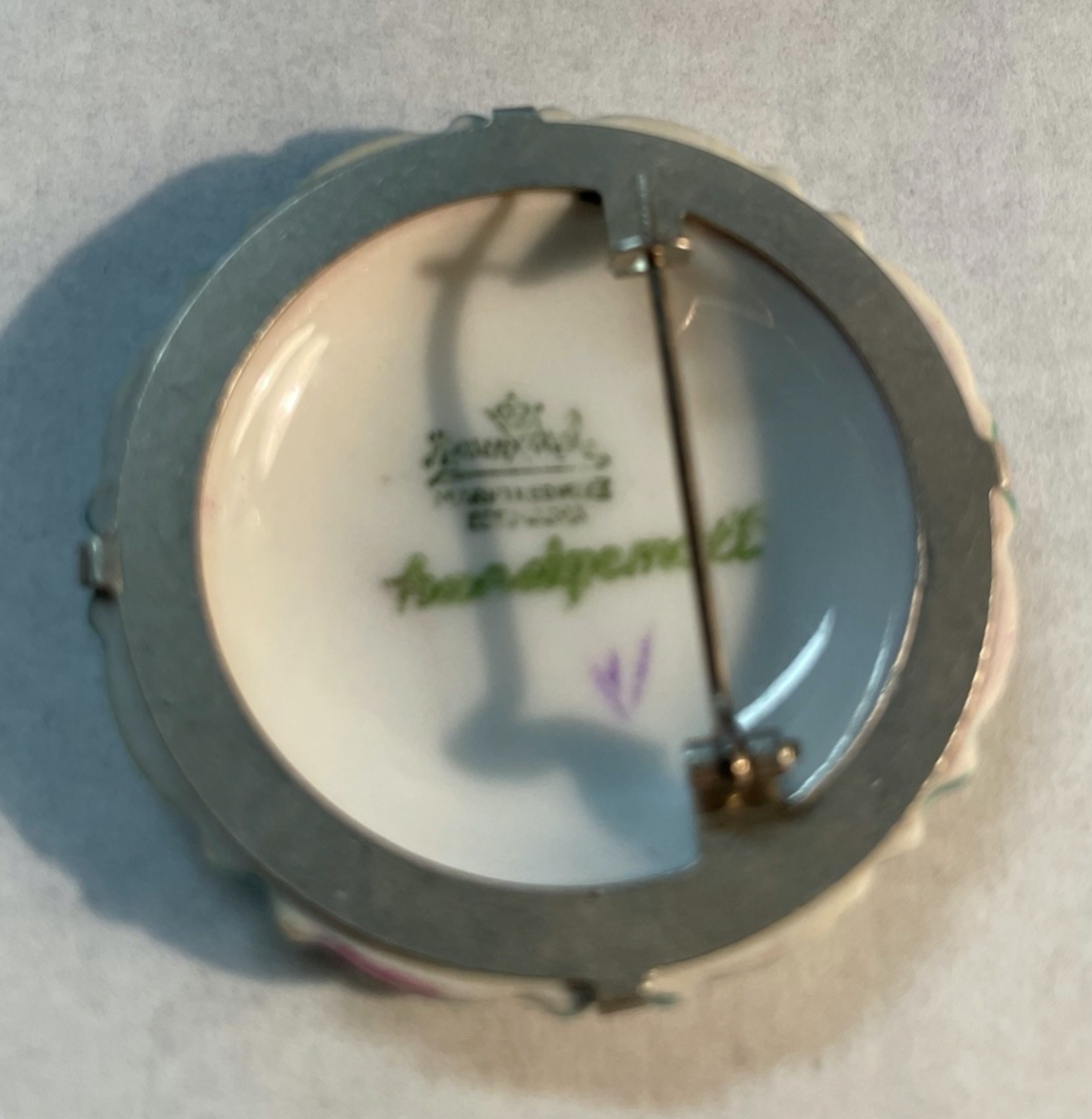 Antik Rosenthal Porzellan Brosche 20er 30er J Rosen Motiv Ø 47 mm handgemalt5