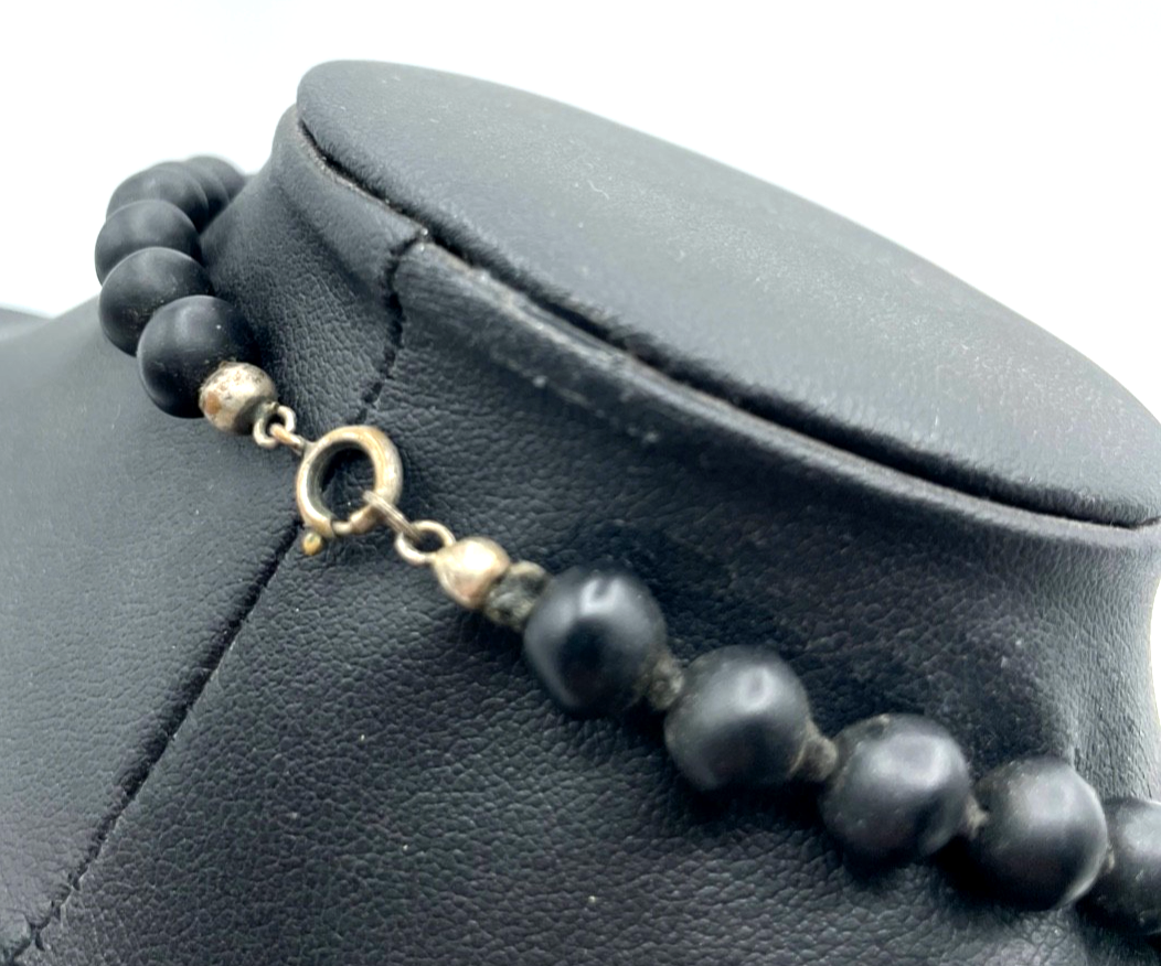 Antik Jet Jagat versteinerte Kohle Trauerschmuck Kette 46 cm Collier geknotet2