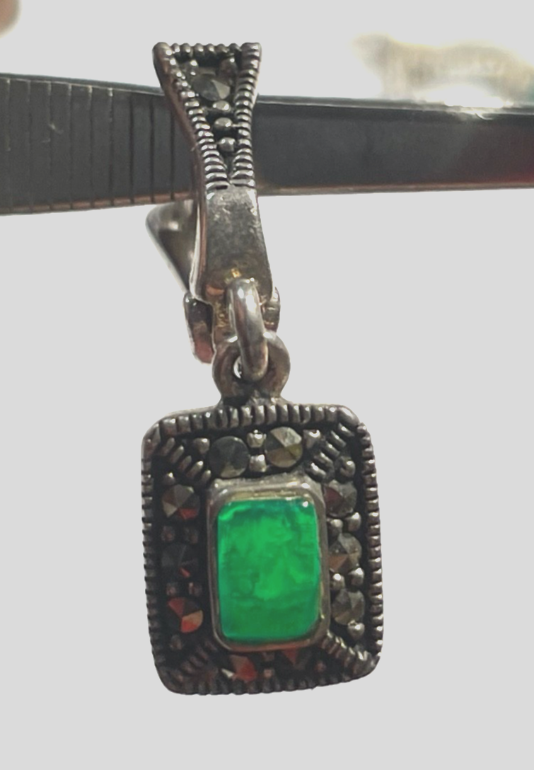 Solide 925 Silber Ohrringe Ohrhänger grüner Farbstein + Markasit im Antikstil8