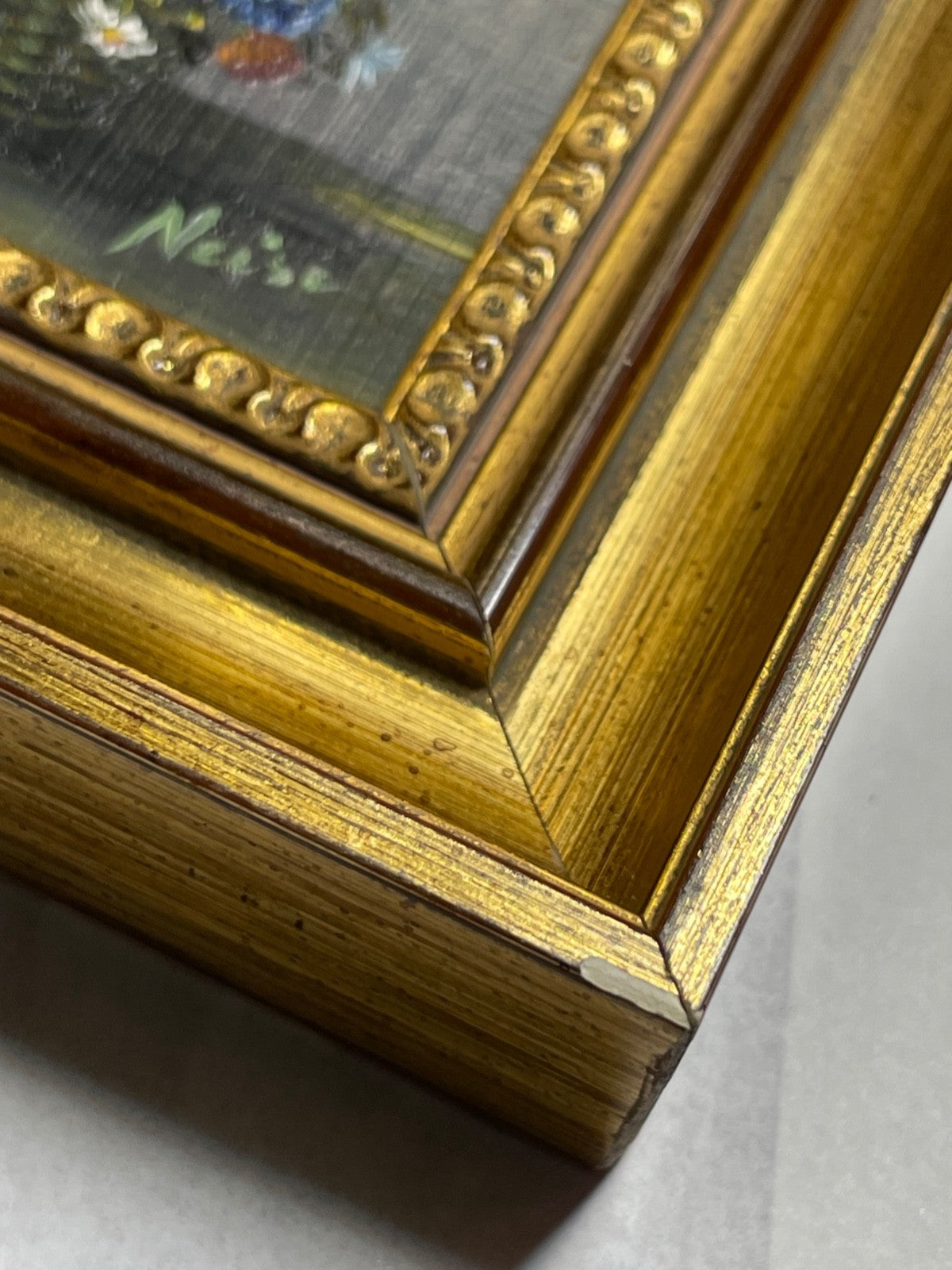 3 reizvolle kleine Ölgemälde Blumen Motive im Goldrahmen Kunstmalerin Neise13