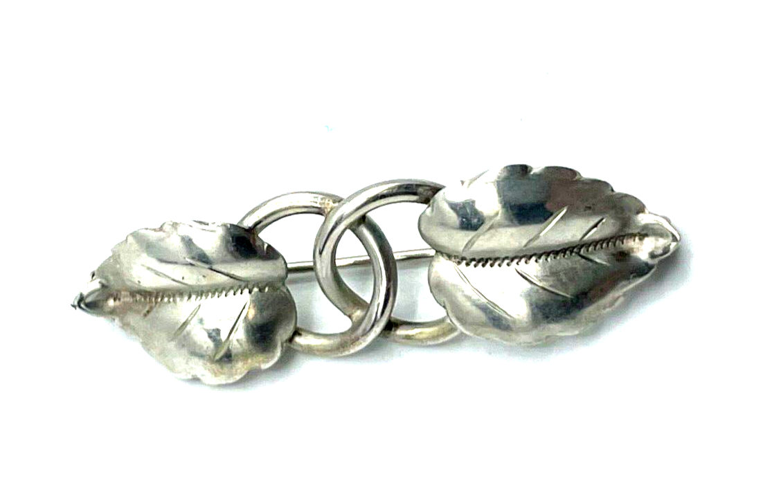 Antik 800 Silber Brosche Anstecknadel 2 Blätter Design Handarbeit 30erJ L 47 mm4