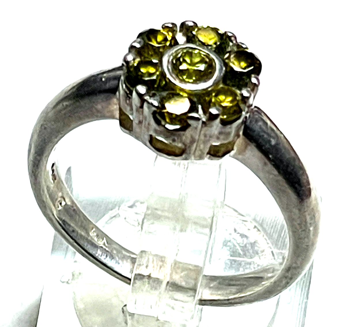 Solider 925 Silber Ring Silberring 7 x Peridot Handarbeit Ø 18 mm RG 57 gepfl.0