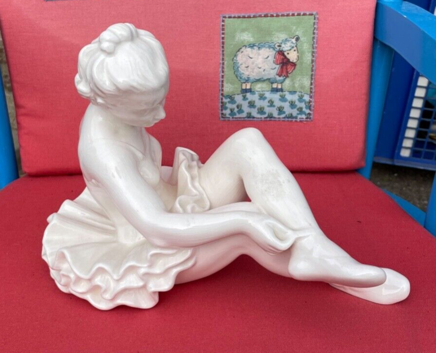 Dachbodenfund gr. alte Keramik Ballerina Figur Ballett Tänzerin anmutige Plastik8