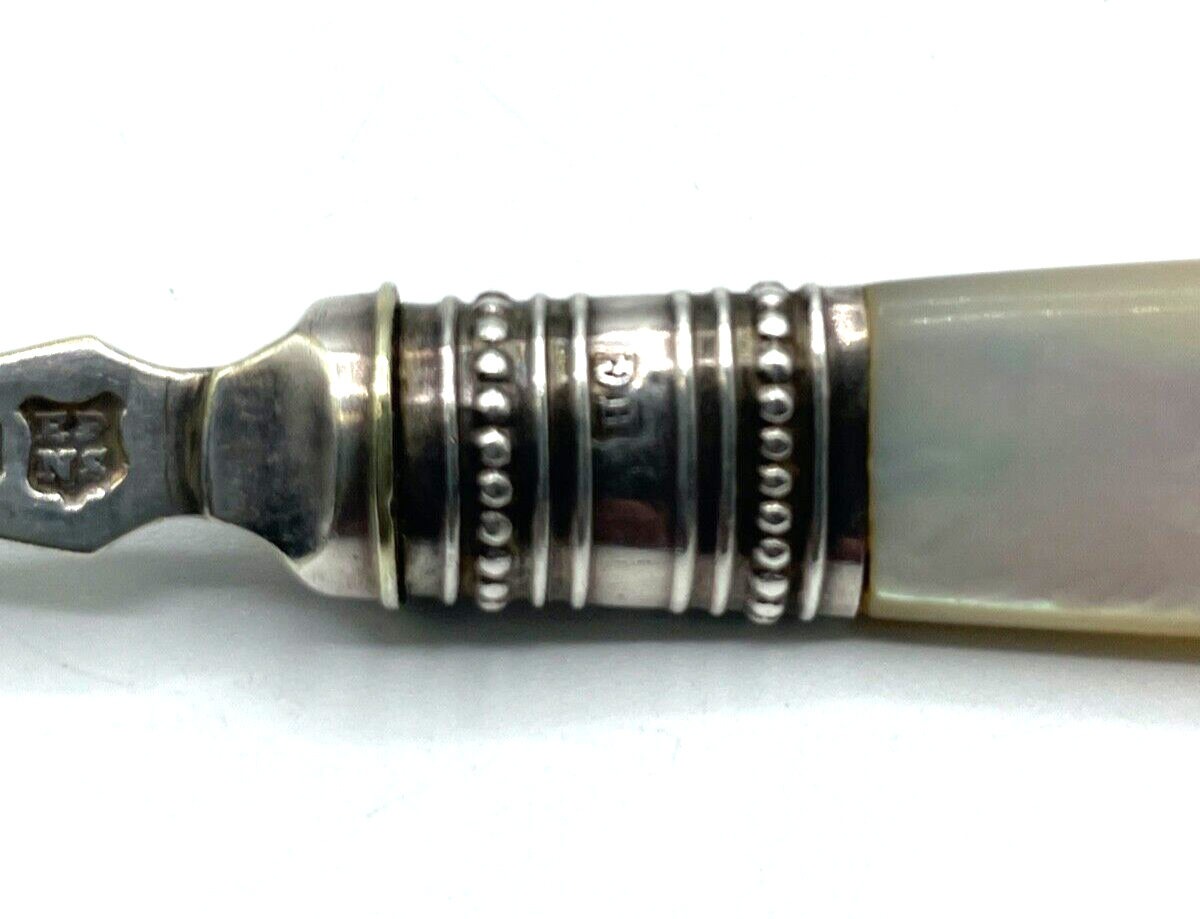 Englischer Jam Löffel mit Perlmutt Griff Sheffield Silber + versilbert 30erJ7