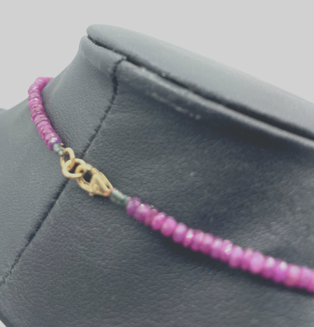 Facettierte Rubin Kette 585 Gold Collier Karabiner im Verlauf L 46cm sehr gepfl.2
