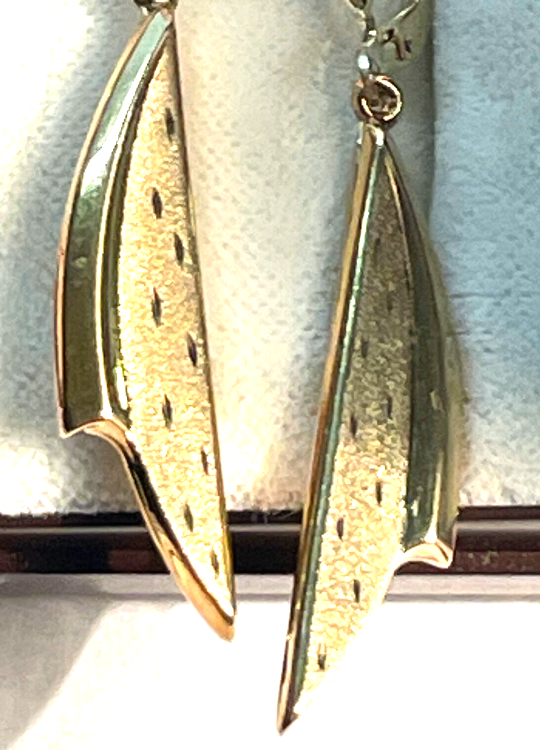 Moderne 333 Gold 8 K Ohrringe Ohrhänger klassisch elegant und gepflegt L 48 mm2