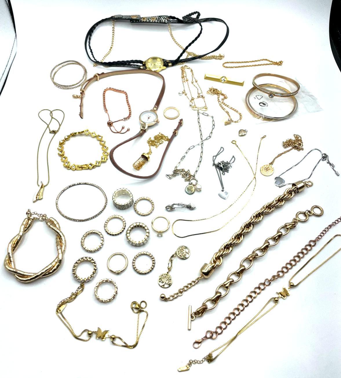 Konvolut moderner Modeschmuck gemischt hauptsächlich ungetragen sehr gepflegt0